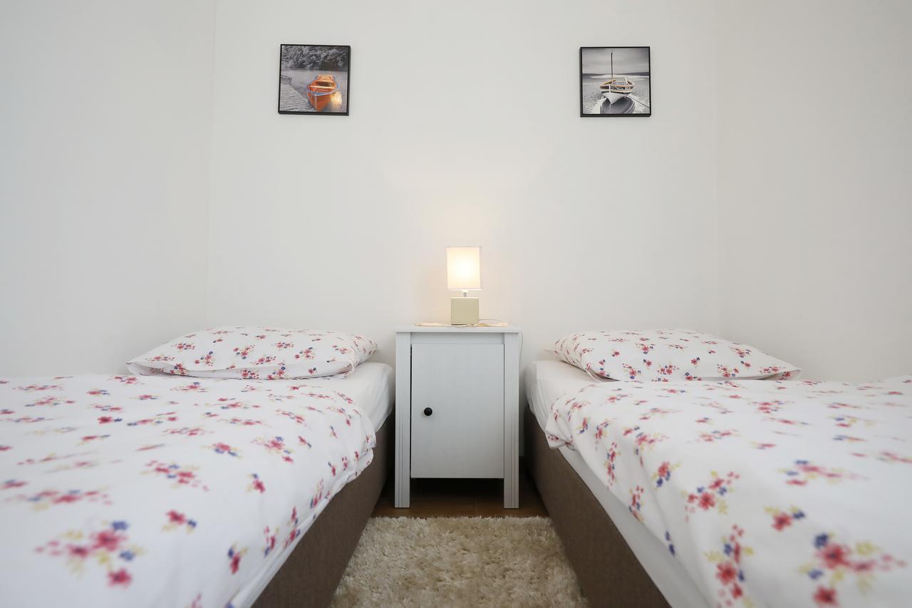 Apartments Mirakul Задар Екстер'єр фото